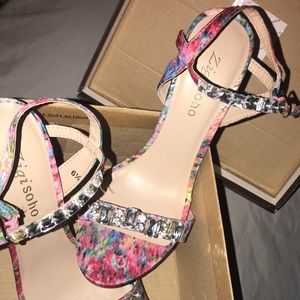 Multi color heels